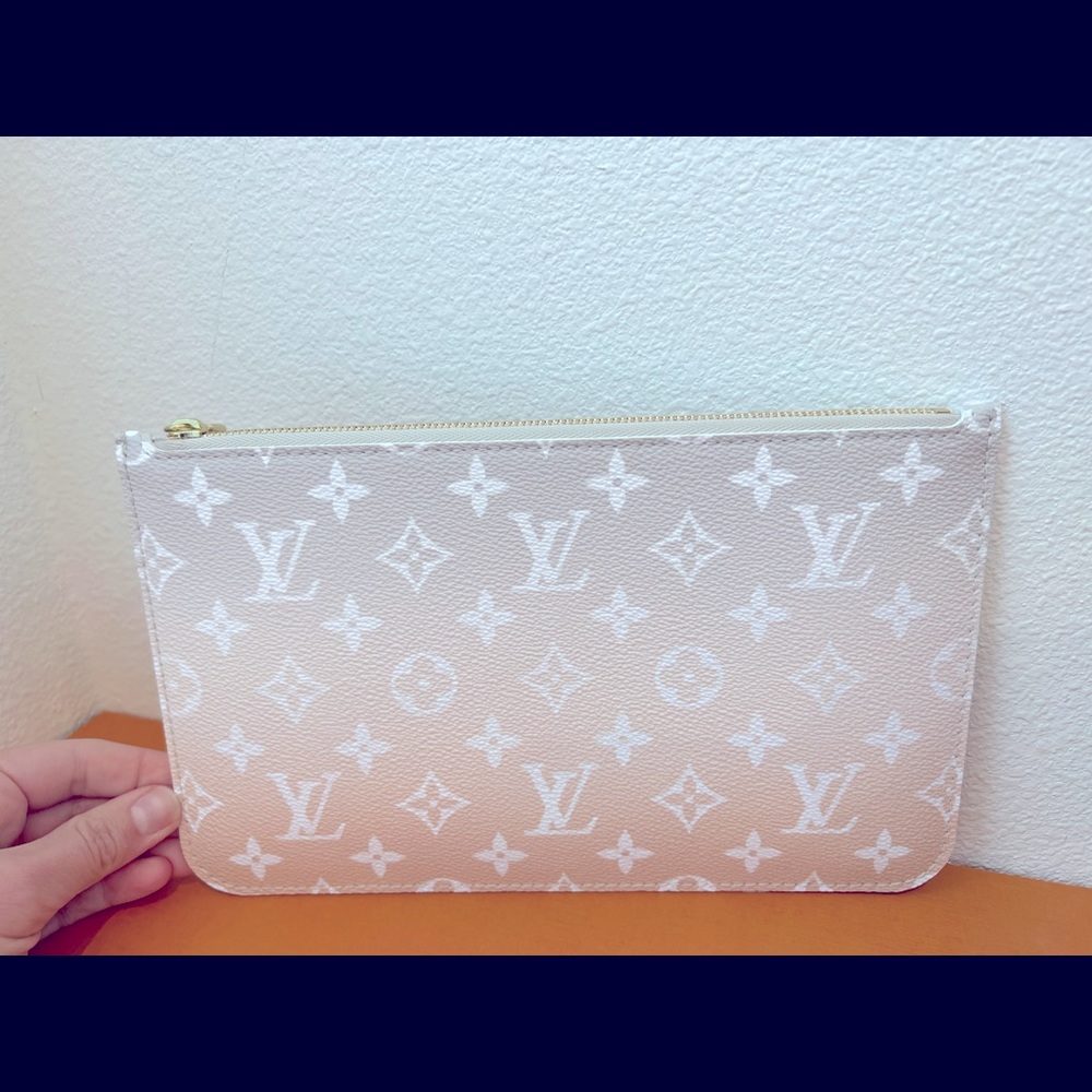 Neverful pouch Louis Vuitton limited edition summer collection